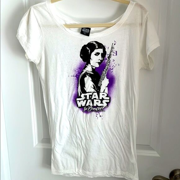 🛍️2/20
Star Wars Concert Graphic Tee. Princess  Leia - Picture 1 of 6